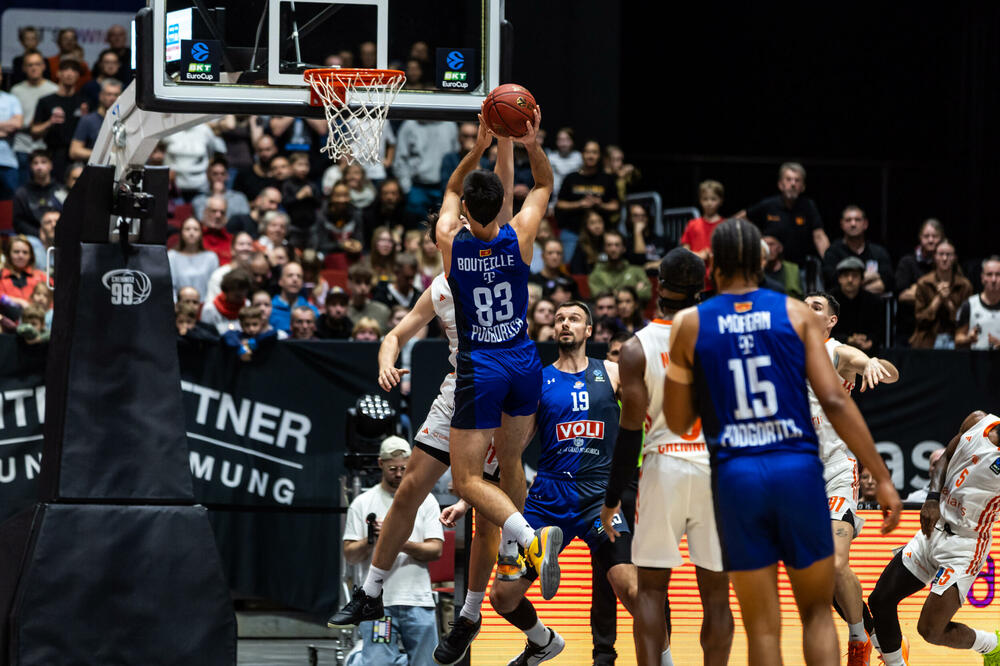 Sjajna partija u Njemačkoj: Aksel Butej na meču sa Kemnicom, Foto: Niners Chemnitz/EuroCup