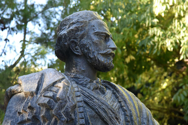 Pjesnik je prvorazredni politički mislilac: Sto osamdeset godina...