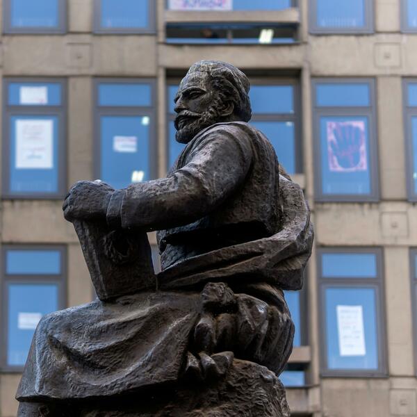 Njegoševa antropološka ideja: Sto osamdeset godina od...