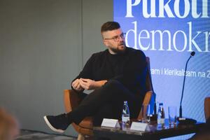 Batrićević: Popisi ukazuju da Crnogorci nestaju bez rata,...