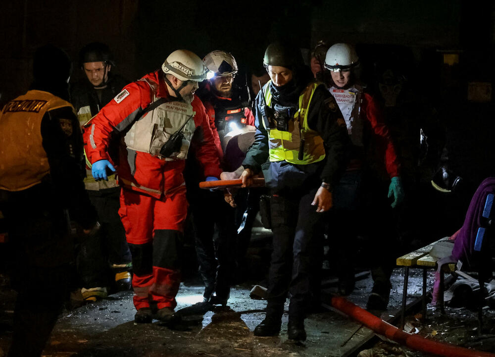 <p>Predsjednik Ukrajine je optužio Rusiju za "proračunati napad, osmišljen da nanese maksimalnu štetu civilnom stanovništvu i ošteti civilnu infrastrukturu"</p>