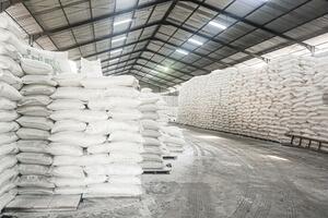 Indija odobrila izvoz 1,5 miliona tona šećera zbog većeg domaćeg...