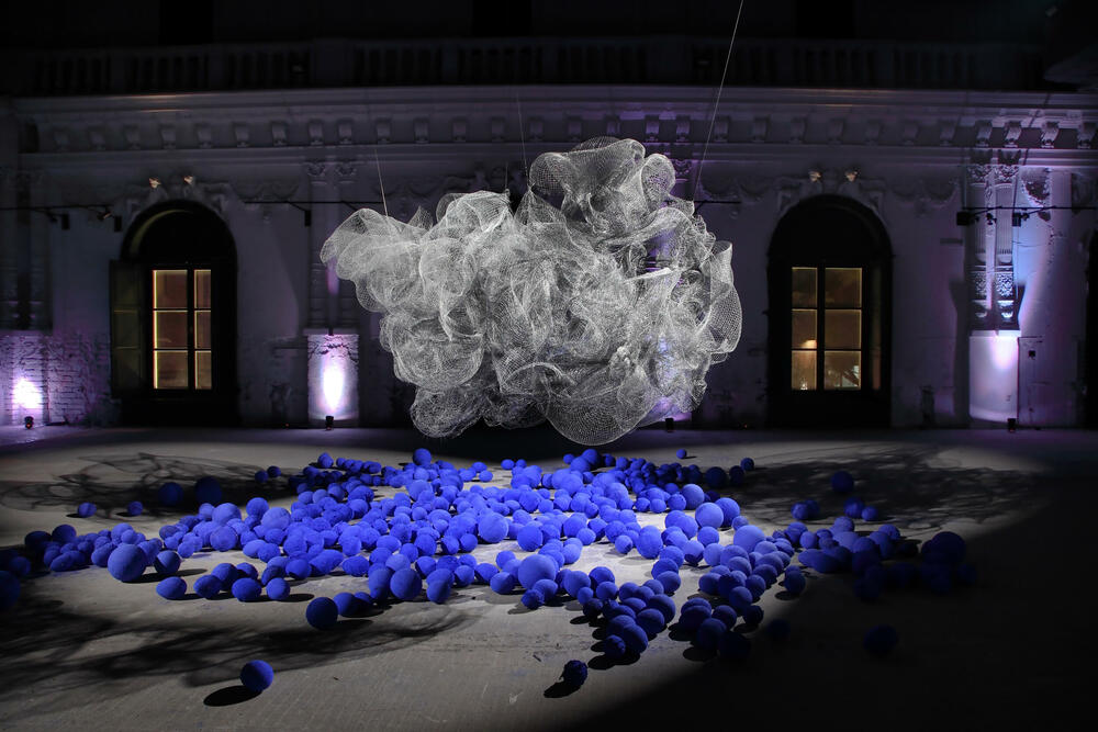 Sa izložbe “Kosmički ritmovi”