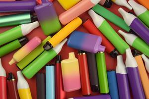 RSE: Kako zabrana jednokratnih e-cigareta u Britaniji pomaže...