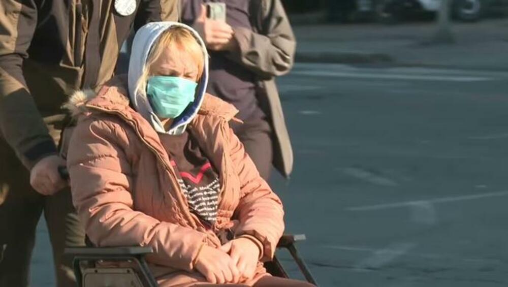 Dijana Hrka primila infuziju, nastavlja štrajk glađu pored...