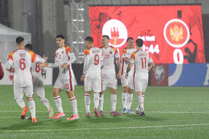 Sa autsajdera na velesilu: Crna Gora spremna za spektakl, uprkos...