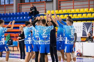 Favoriti sigurni, Jedinstvo preuzelo treće mjesto