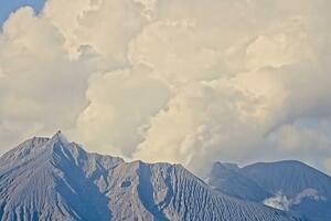 Erupcija vulkana u Japanu, izbacio oblak pepela i dima