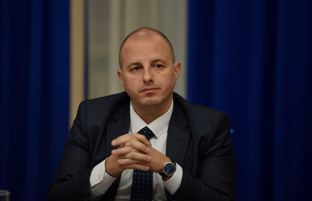 Milović pozval na shod v Herceg Novem za "svobodnjaško, protifašistično, državljansko, evropsko in moderno Črno goro"