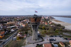 Vukovar – talac hrvatskih desnih ekstremista
