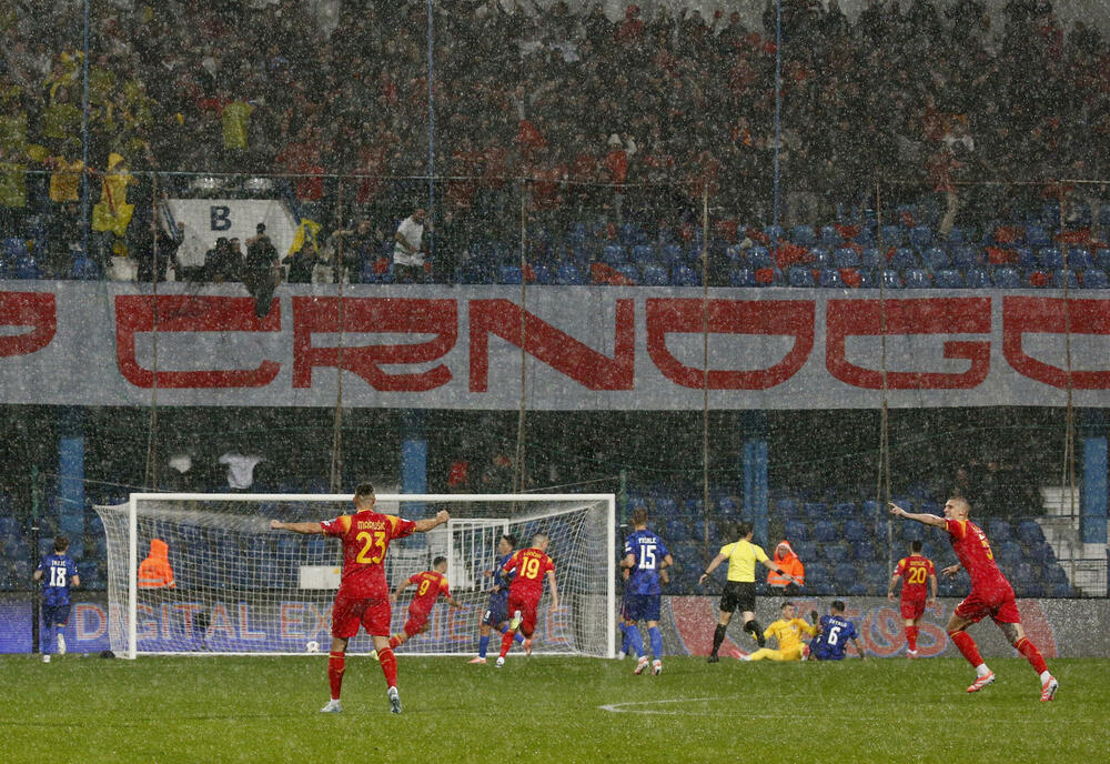 Navijači Crne Gore, Fudbalska reprezentacija Crne Gore