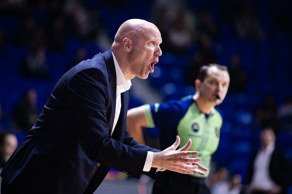 Andrej Žakelj na večerašnjem meču, Foto: KK Budućnost Voli/Filip Roganović