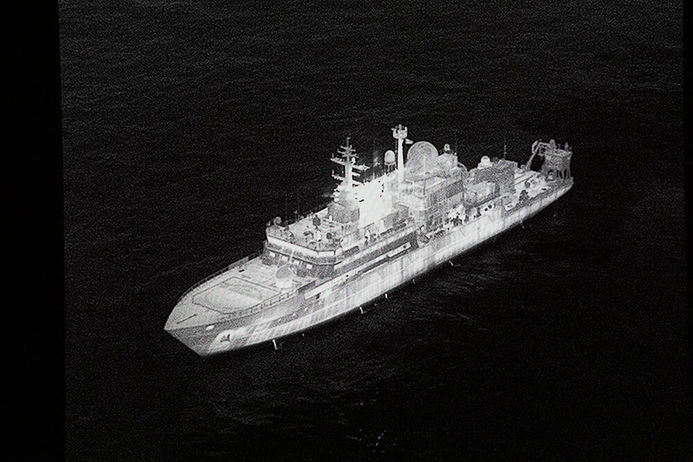 Ruski brod Jantar, Foto: Reuters