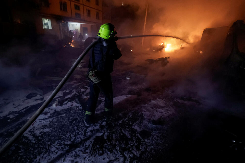 Detalj nakon ruskog napada na ukrajinski grad Harkov, Foto: Reuters