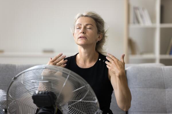 Perimenopauza: Šta se dešava sa tijelom i kako olakšati prelazni...