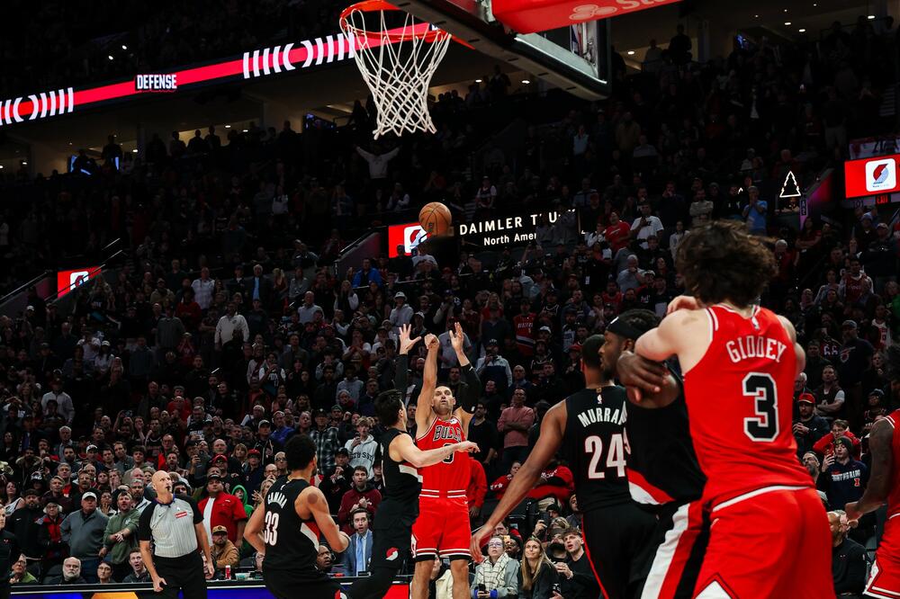 Trenutak odluke i Vučevićeva trojka, Foto: Chicago Bulls/X