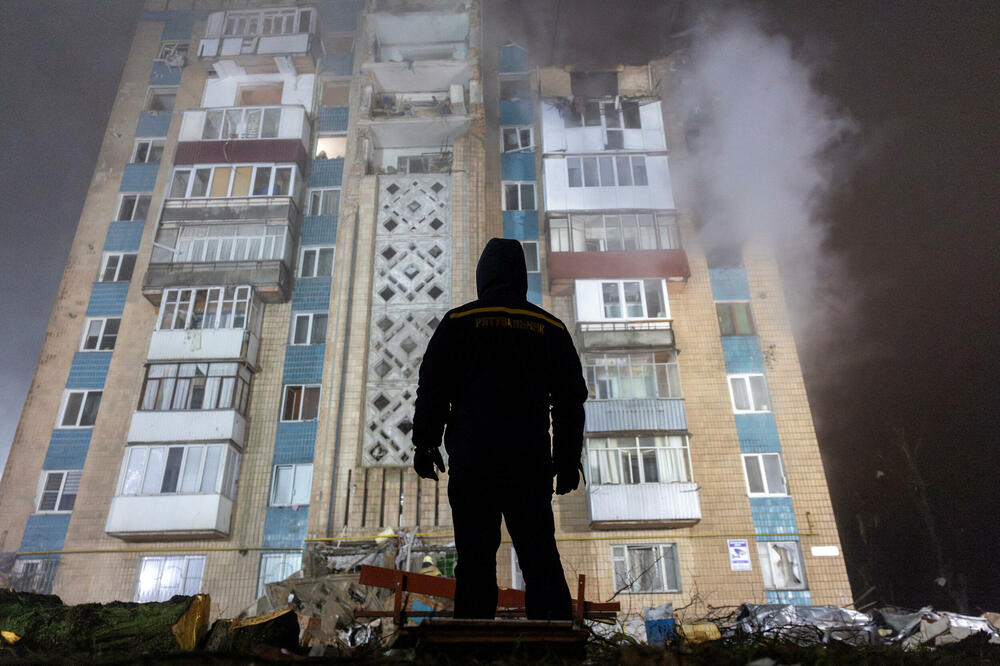 Zgrada u Ternopilju koja je juče pogođena u ruskom napadu, Foto: Rojters