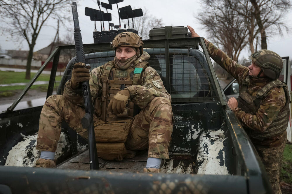 Ukrajinski vojnici u blizini Konstantinovke, u Donjeckom regionu, Foto: Reuters