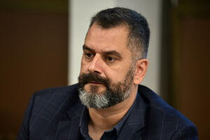 Vuković: Inflacija puni kasu dok dug raste