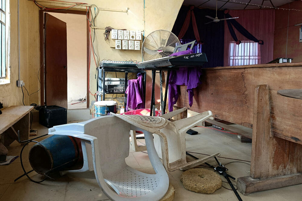 Unutrašnjost jedne od škola koje su napadnute, Foto: REUTERS