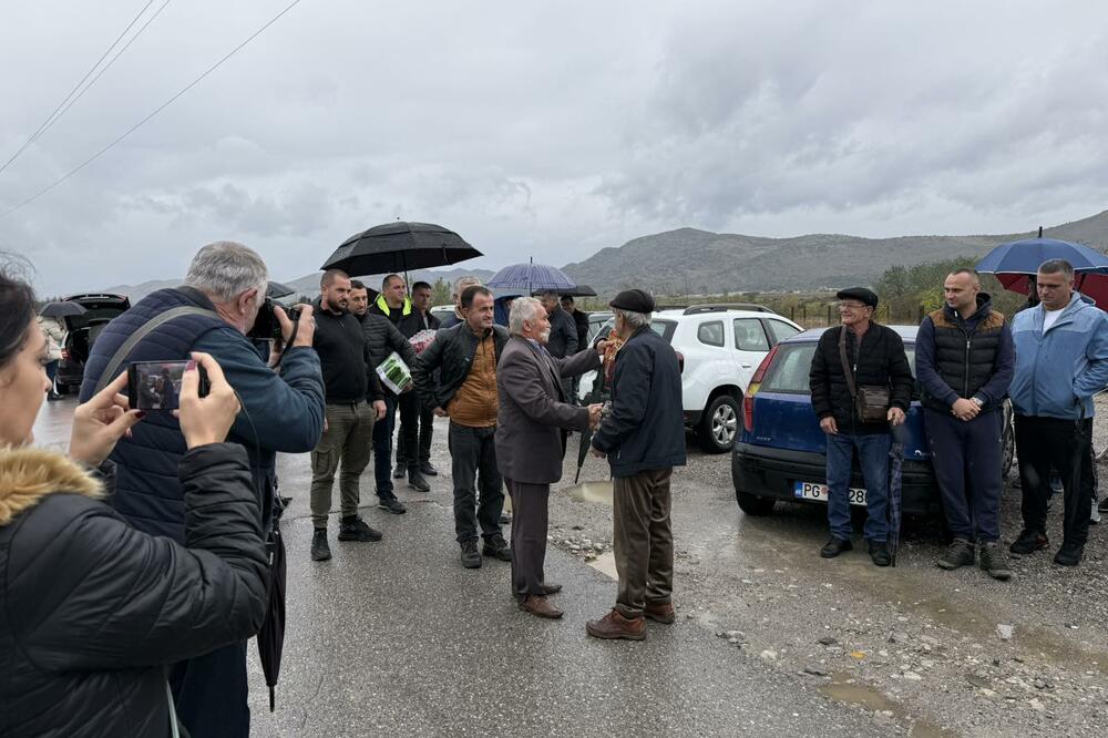 Susret mještana Omerbožovića sa Botunjanima, Foto: Nikola Saveljić