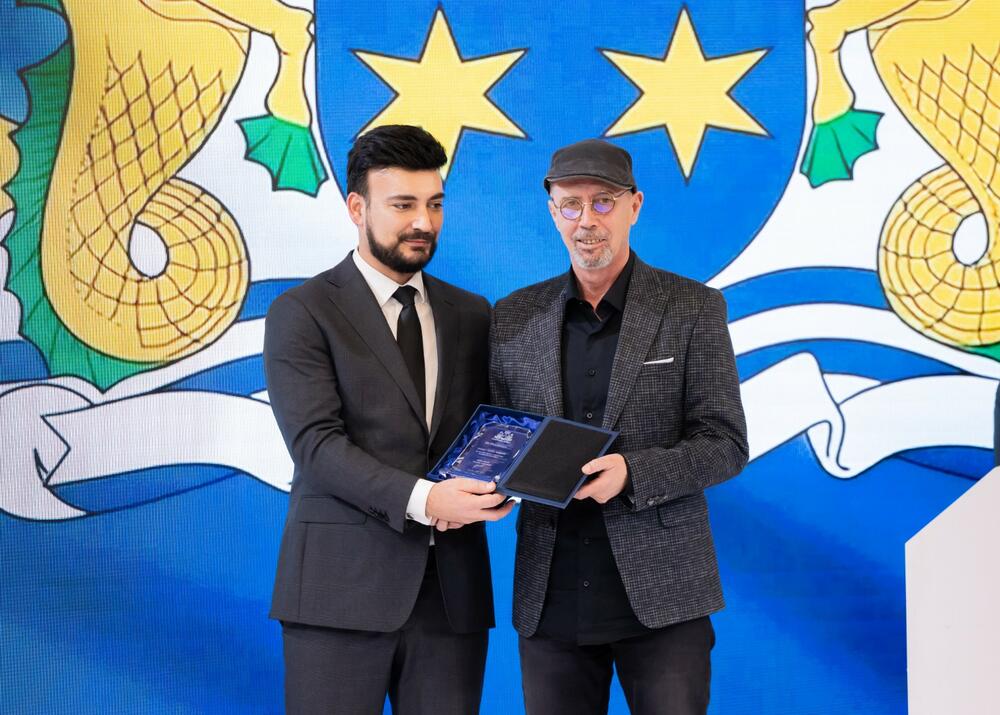 <p>Svečanom sjednicom Skupštine opštine Budva proslavljeni Dan opštine i Dan oslobođenja</p>