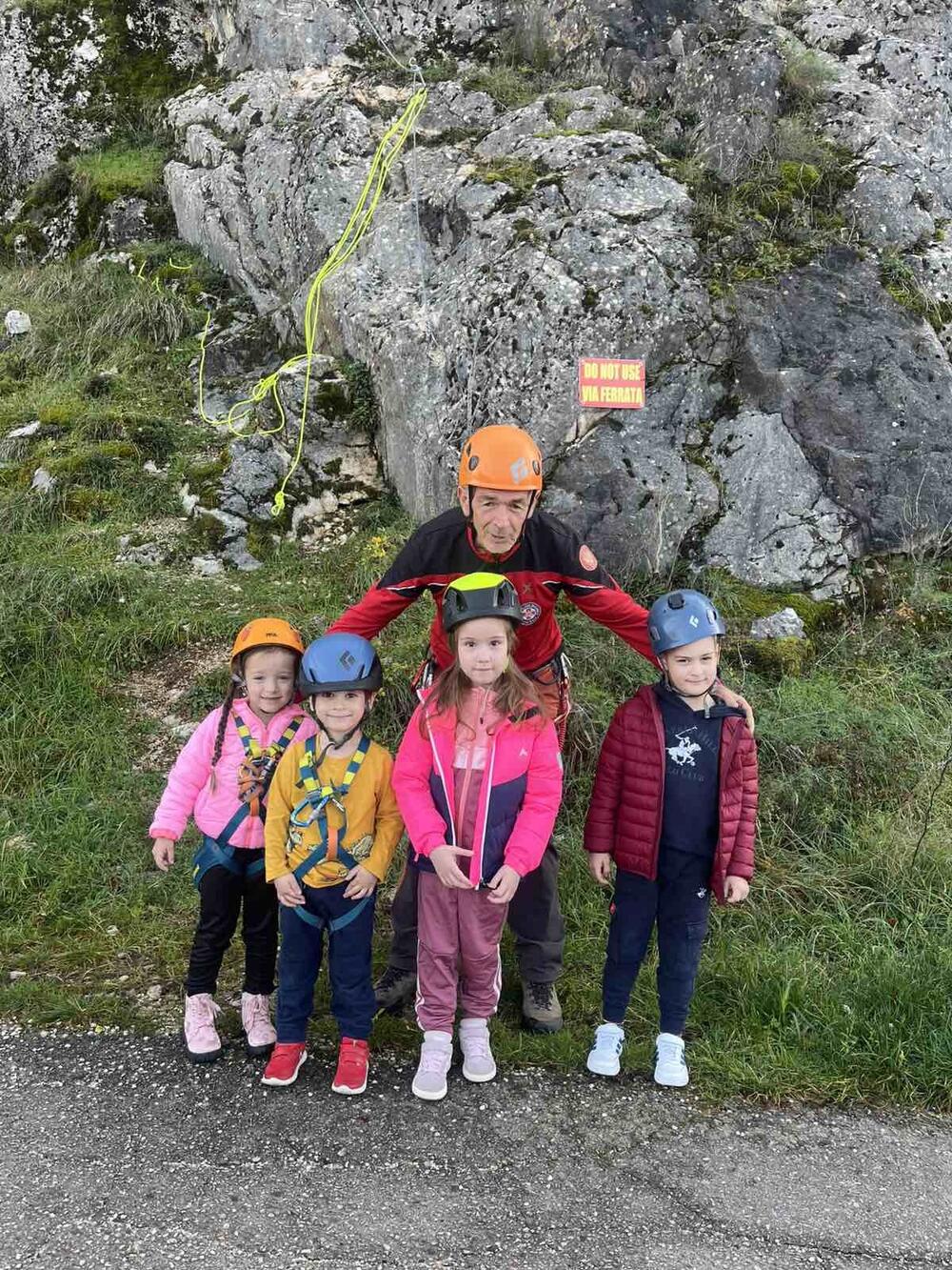 “Mali prirodnjaci” sa Backovićem, na ferati “Slano jezero”