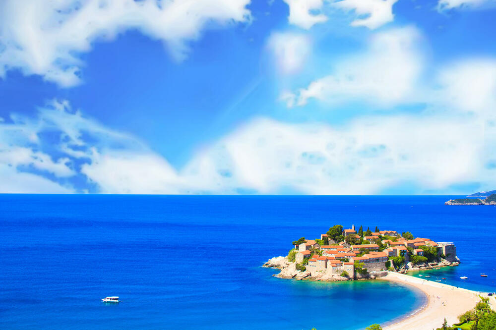 Pod ključem četiri godine: Sveti Stefan, Foto: Shutterstock