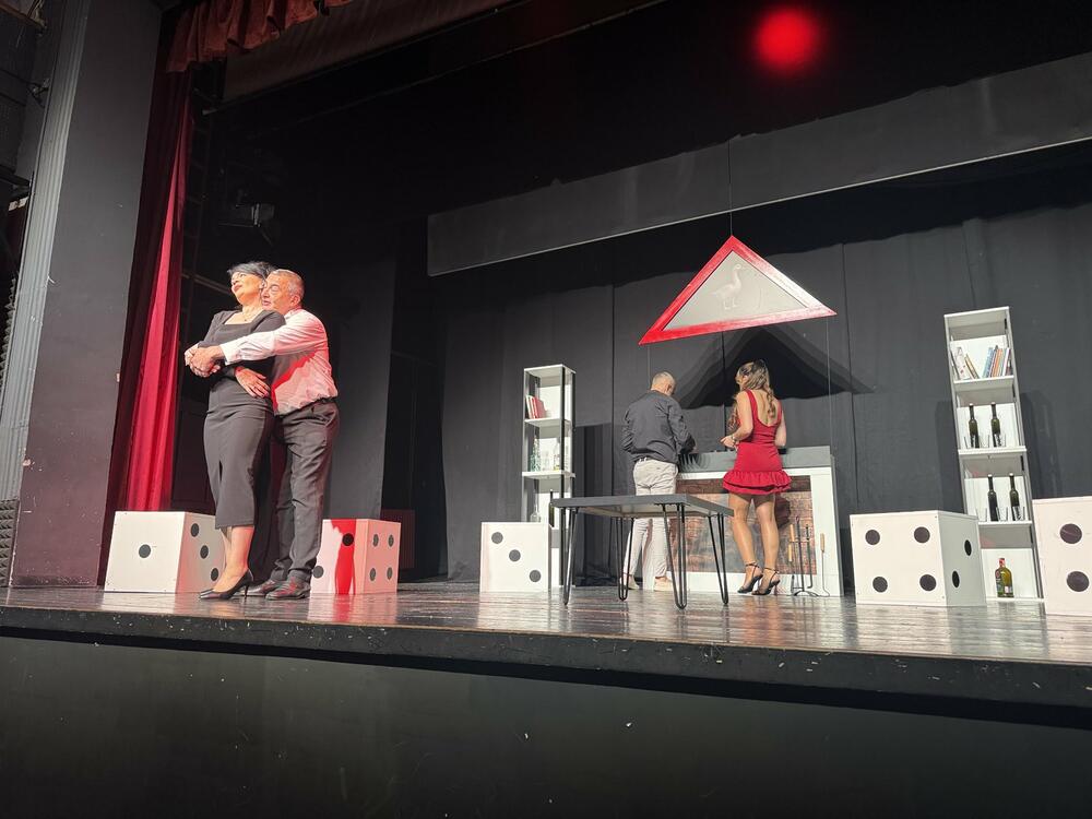 Sex, laži i divlje guske