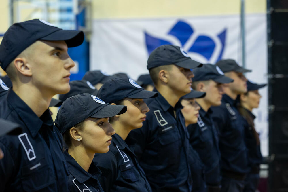 <p>U Danilovgradu održana ceremonija dodjele diploma polaznicima XVII generacije Policijske akademije</p>