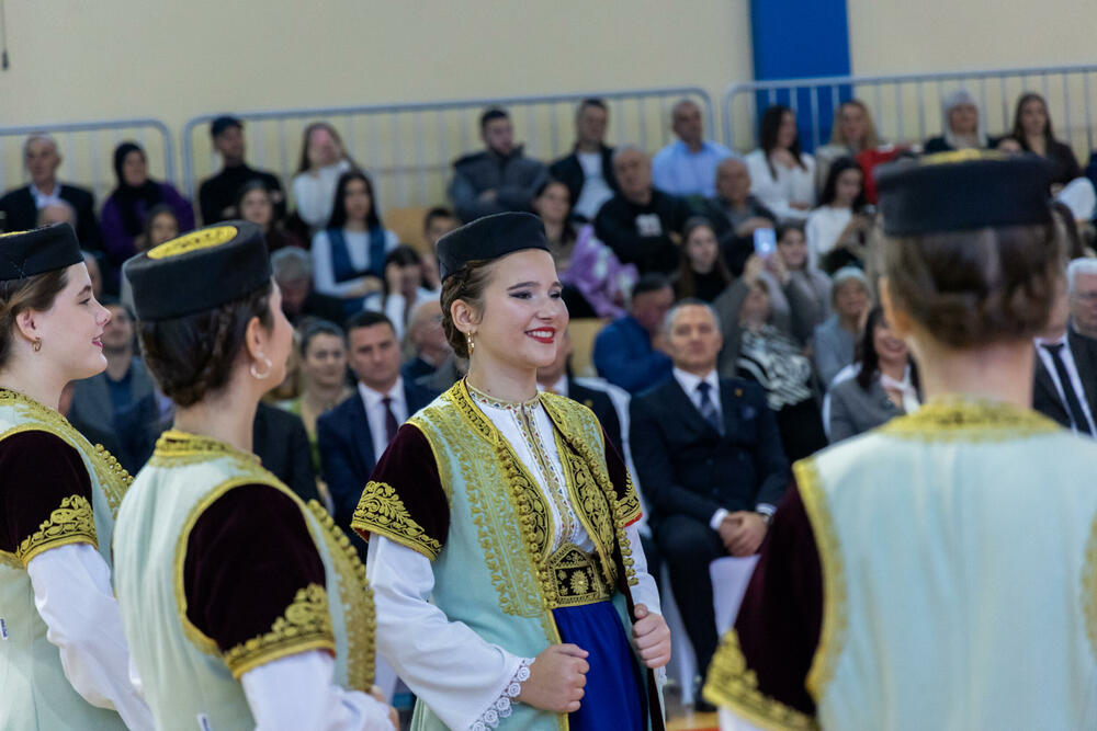 <p>U Danilovgradu održana ceremonija dodjele diploma polaznicima XVII generacije Policijske akademije</p>