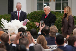 Tramp pomilovao ćurke uoči Dana zahvalnosti, rekao da nikada ne bi...