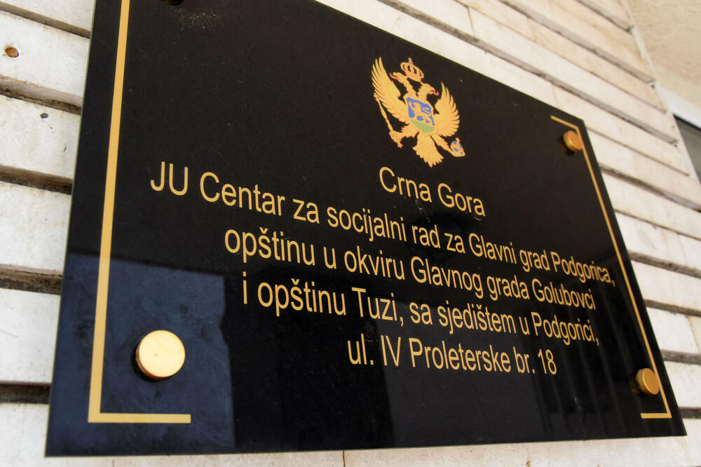 Veća nadležnost zaposlenima u centrima za socijalni rad, Foto: Luka Zekovic