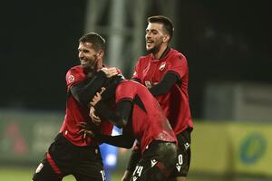 Dečić u polufinalu Kupa šesti put zaredom, kraj za Sutjesku