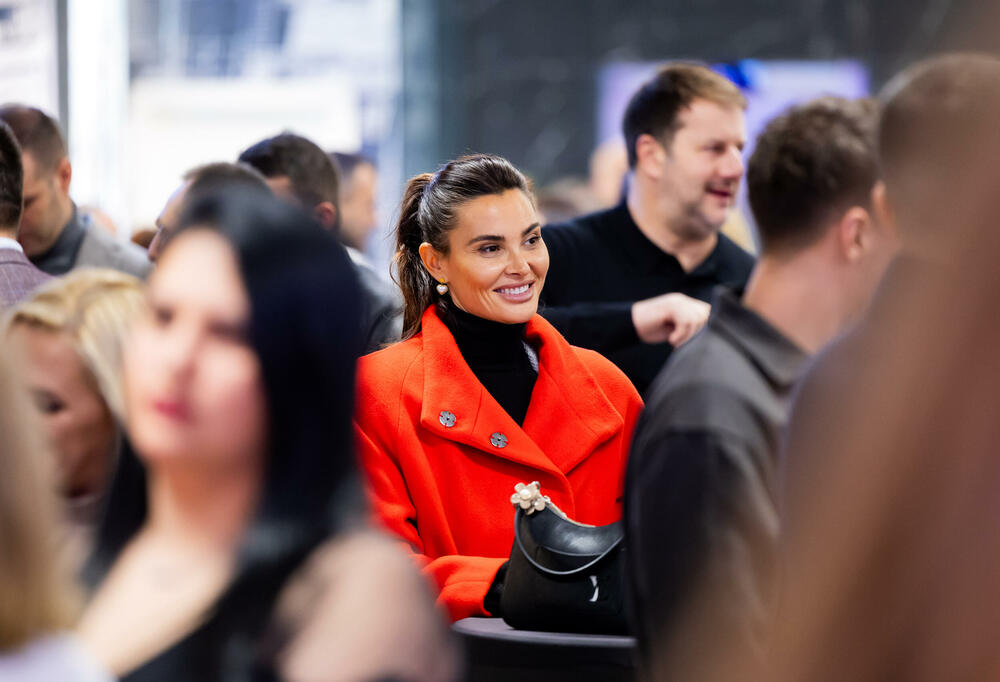 <p>Budvanski Mega Mall proslavio prvu godinu uspješnog rada. Za 365 dana 2.200.000 ulazaka.</p>