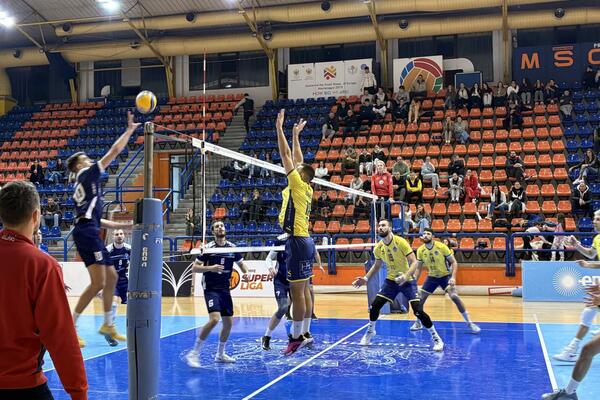 Spektakl u Budvi - domaći se kroz dramu u pet setova revanširali...