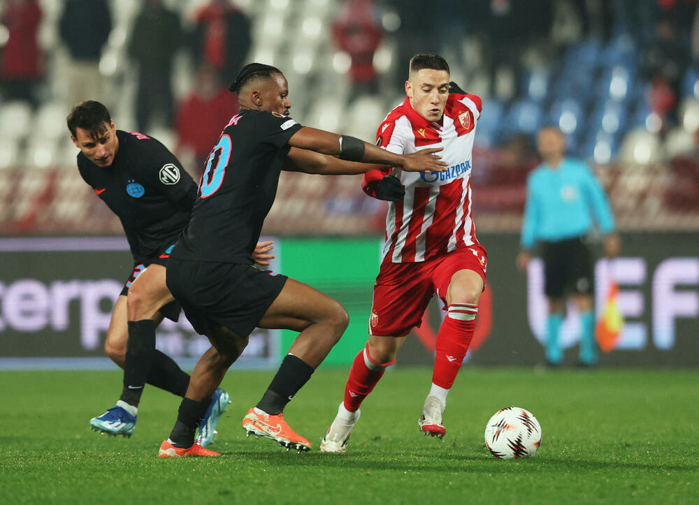 Zvezda sa igračem manje pobijedila Radunovićev FCSB, Dinamo...