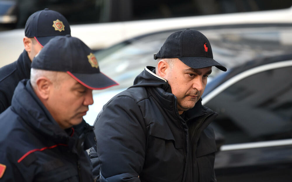 Knežević i Žižić privedeni na saslušanje u zgradu SDT-a