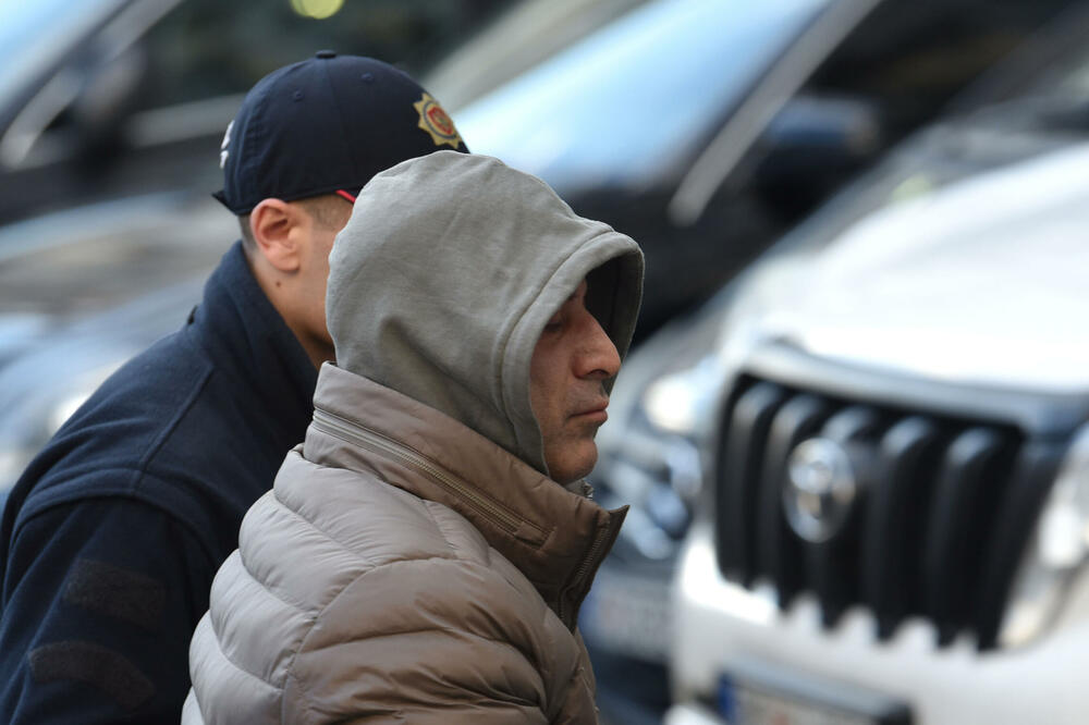 Privođenje Dejana Kneževića u SDT, Foto: Boris Pejović