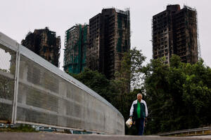 Broj poginulih u požaru u stambenom kompleksu u Hongkongu porastao...