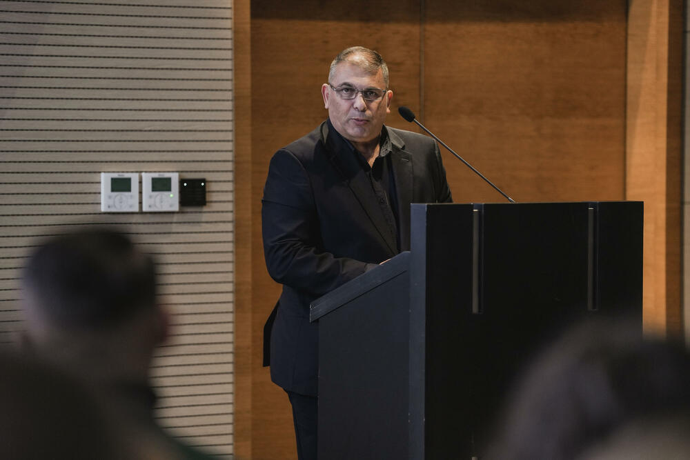 <p>Dr. Sajma Ademović zaključila je da položaj Roma u Crnoj Gori oslikava jaz između deklarativne politike i stvarnog stepena inkluzije</p>