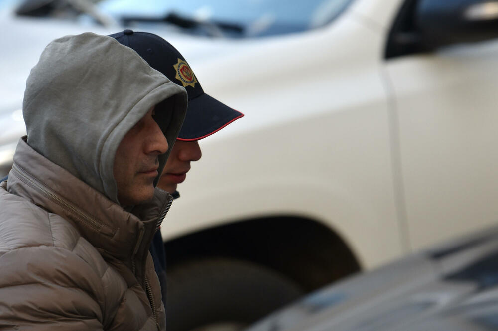 Privođenje Dejana Kneževića, Foto: BORIS PEJOVIC