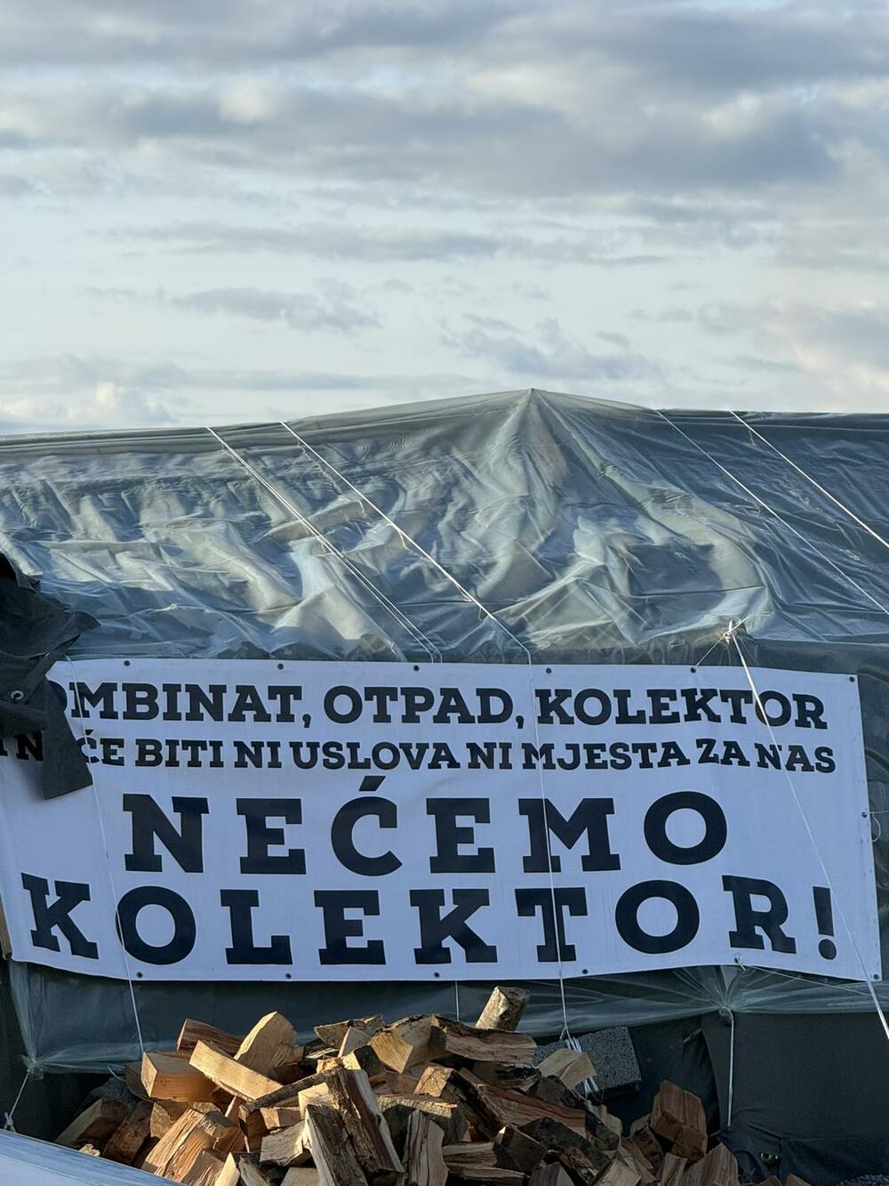 protest Botun, Botun, Botun šator