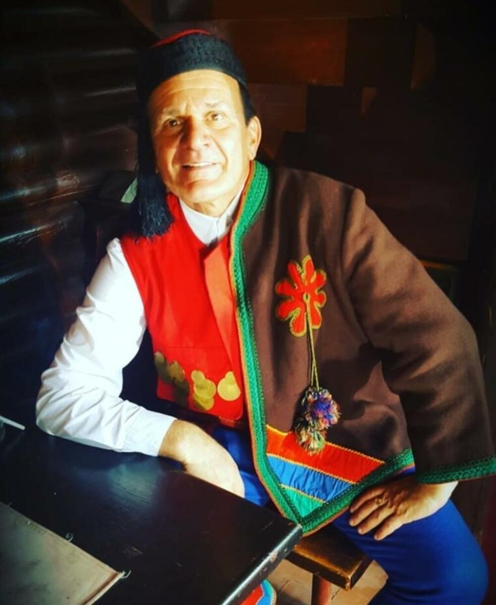 Rukovodilac ansambla Arman Bećović