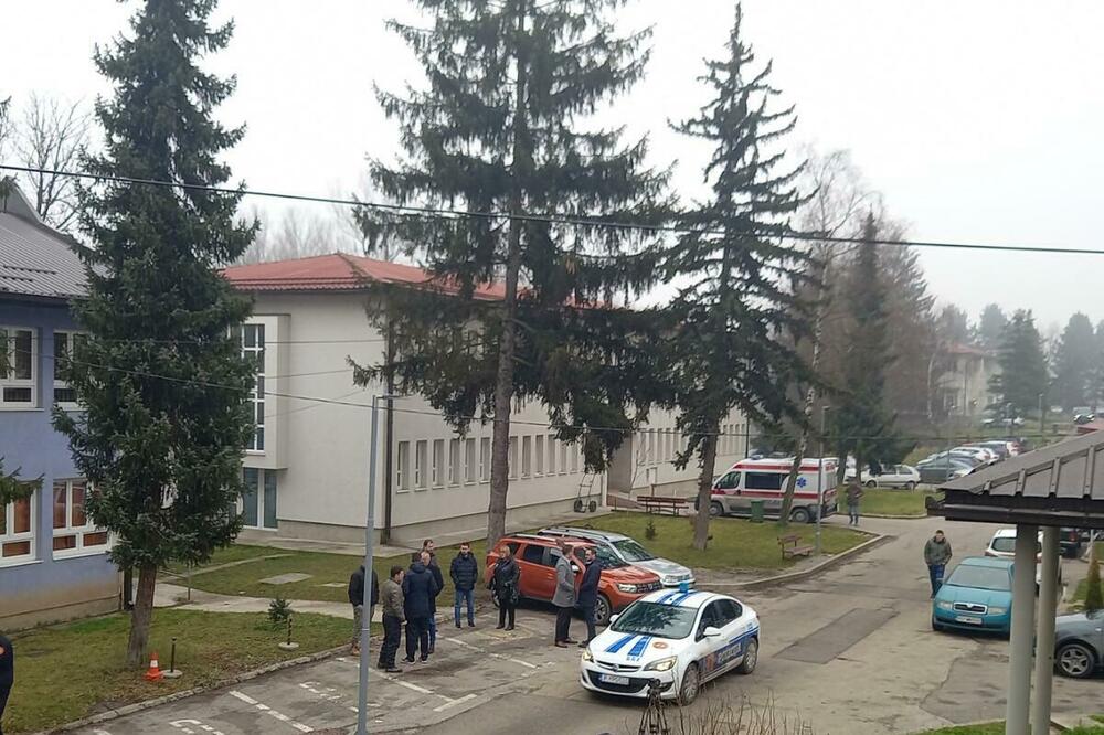 Ljekar tvrdi da je diskriminisan, direktor da poštuje zakon: Pljevaljska Opšta bolnica, Foto: Vijesti.me