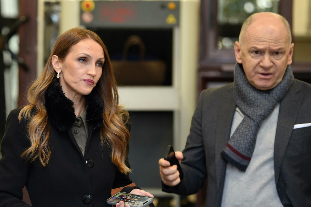 <p>Prvostepenu presudu izrekao je sudija Branislav Leković, sudija Višeg suda u Podgorici</p>