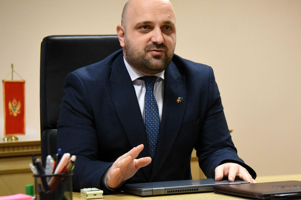 Osnovaće i Komoru sudskih vještaka: Božović, Foto: Luka Zekovic