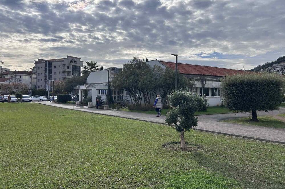 Zgrada Vodovoda Budva, Foto: Vuk lajović