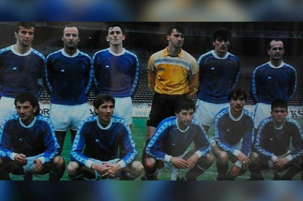 Moćna ekipa Budućnosti iz 1988: Savićević, Stanisavljević, Ćalov, Leković, Janović, Vlahović (stoje), D. Brnović, B. Drobnjak, Mišković, Ž. Petrović, Mijatović (čuče), Foto: Ex-Yu arhiv