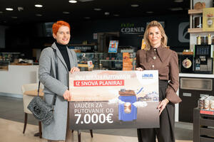 Uručen je vaučer za putovanje od 7000 eura srećnoj dobitnici Inine...